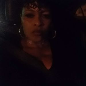 Meet your Posher, Vallery